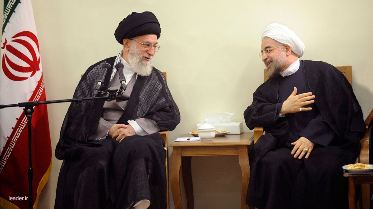 رضا معینی: سکوت روحانی به رهبر ایران برای سرکوب مطبوعات کمک می‌کند