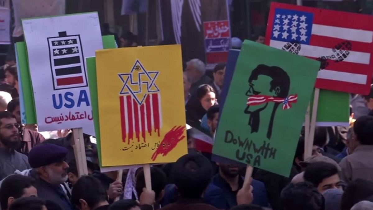 Cientos de iraníes conmemoran el 37 aniversario de la toma de la Embajada de EEUU