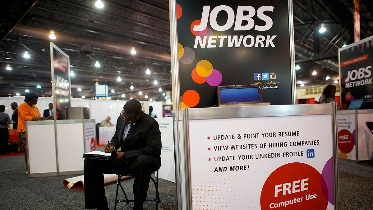 Уровень безработицы в США снижается
