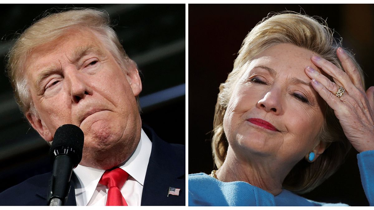 US election: Clinton and Trump fight for key battleground states