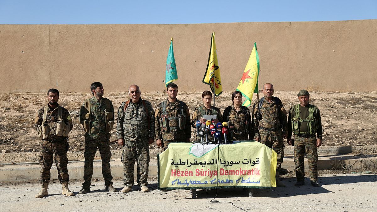 A szíriai Rakka ellen indul az arab-kurd koalíció