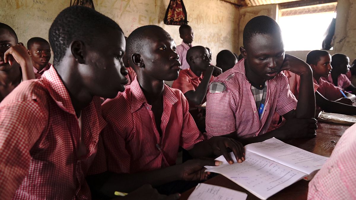 كينيا - مخيم كاكوما: التعليم لمساعدة اللاجئين