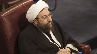 لاریجانی خطاب به روحانی: نزد رهبر گلایه می‌کنید که چرا دستگاه قضایی با فلان روزنامه برخورد نکرده است