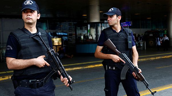Turchia: arrestato AD di quotidiano di opposizione Turchia: arrestato AD di quotidiano di opposizione