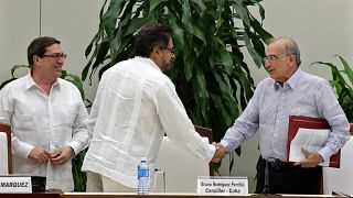 Colômbia: Governo e FARC selam novo acordo de paz em Havana