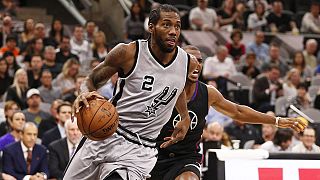 NBA: Spurs vingam-se em Houston