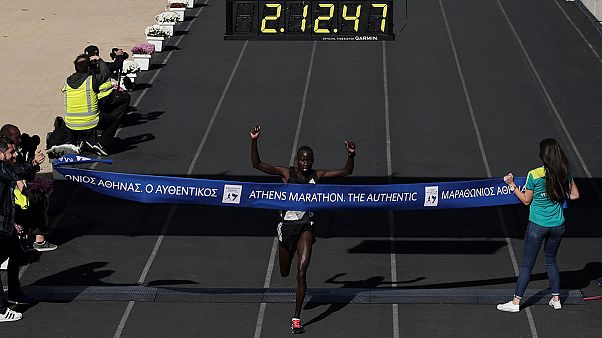 Athen-Marathon: Kenias Rotich Lobuwan und Arusei laufen am schnellsten Athen-Marathon: Kenias Rotich Lobuwan und Arusei laufen am schnellsten