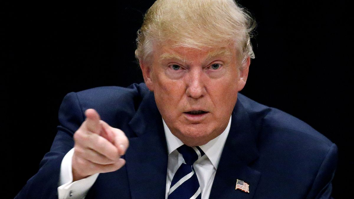 Administração Trump: Presidente eleito aposta em figuras conservadoras e polémicas