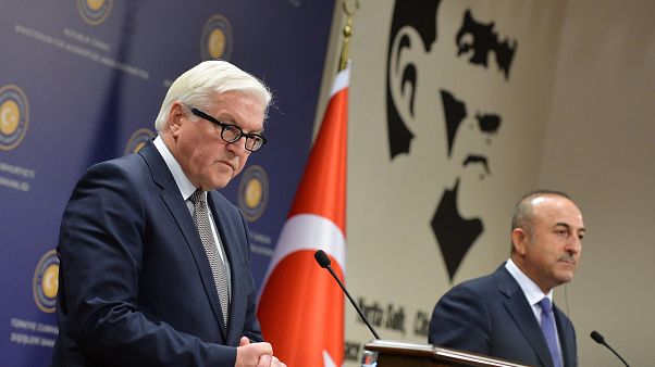 "Mindestens irritiert": Deutscher Außenminister trifft türkischen Außenminister "Mindestens irritiert": Deutscher Außenminister trifft türkischen Außenminister