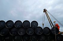 Ölpreise steigen, Händler setzen auf OPEC Fördergrenze