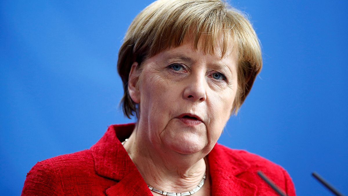 Меркель хочет быть канцлером в четвертый раз