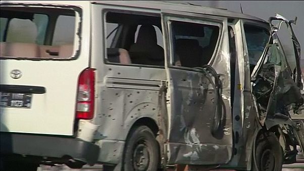 Afghanistan : attaque suicide contre un minibus officiel Afghanistan : attaque suicide contre un minibus officiel