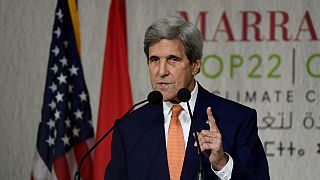 Kerry dice que EE.UU. no puede dar marcha atrás en sus compromisos climáticos