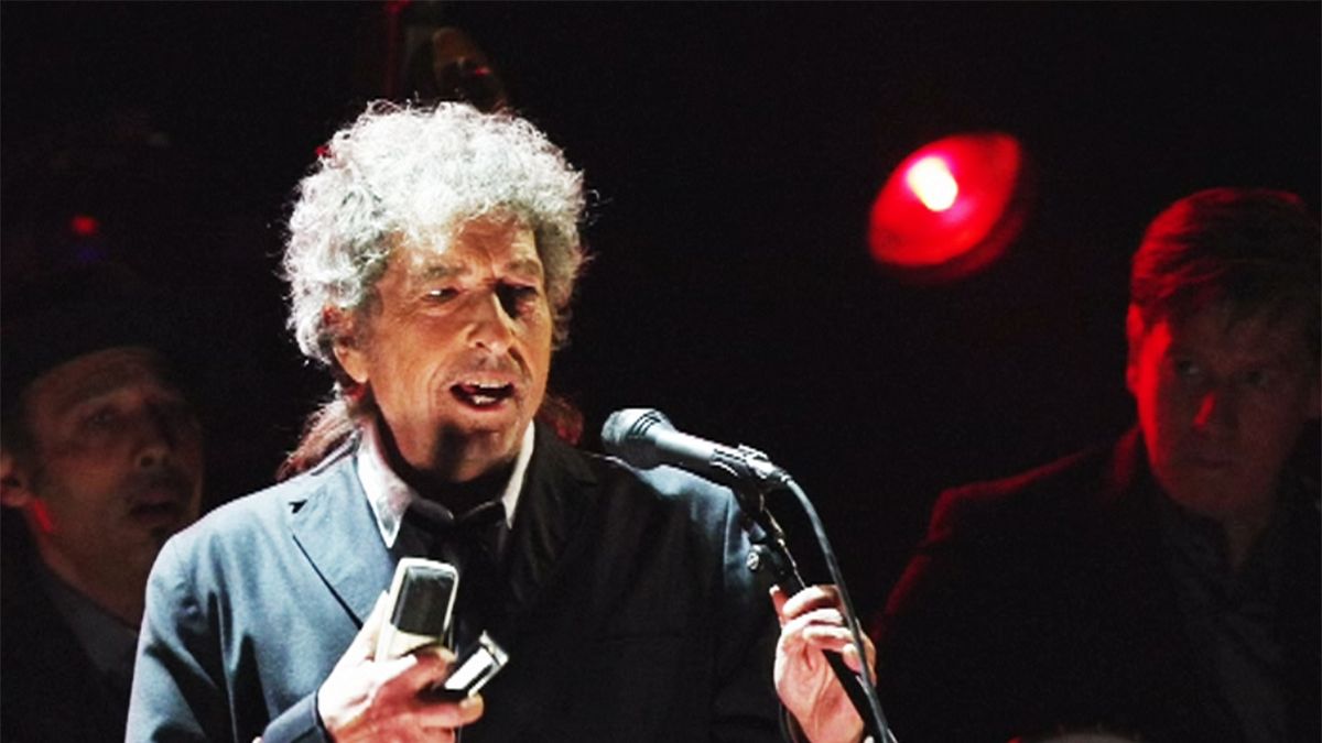 Боб Дилан не приедет в Стокгольм за Нобелевской премией