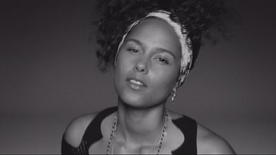 Alicia Keys is "right here, right now"