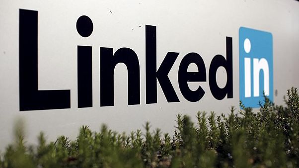 Russia blocks LinkedIn Russia blocks LinkedIn