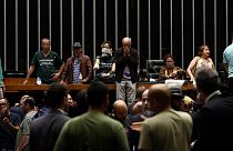 گروهی معترض وارد مجلس نمایندگان برزیل شدند