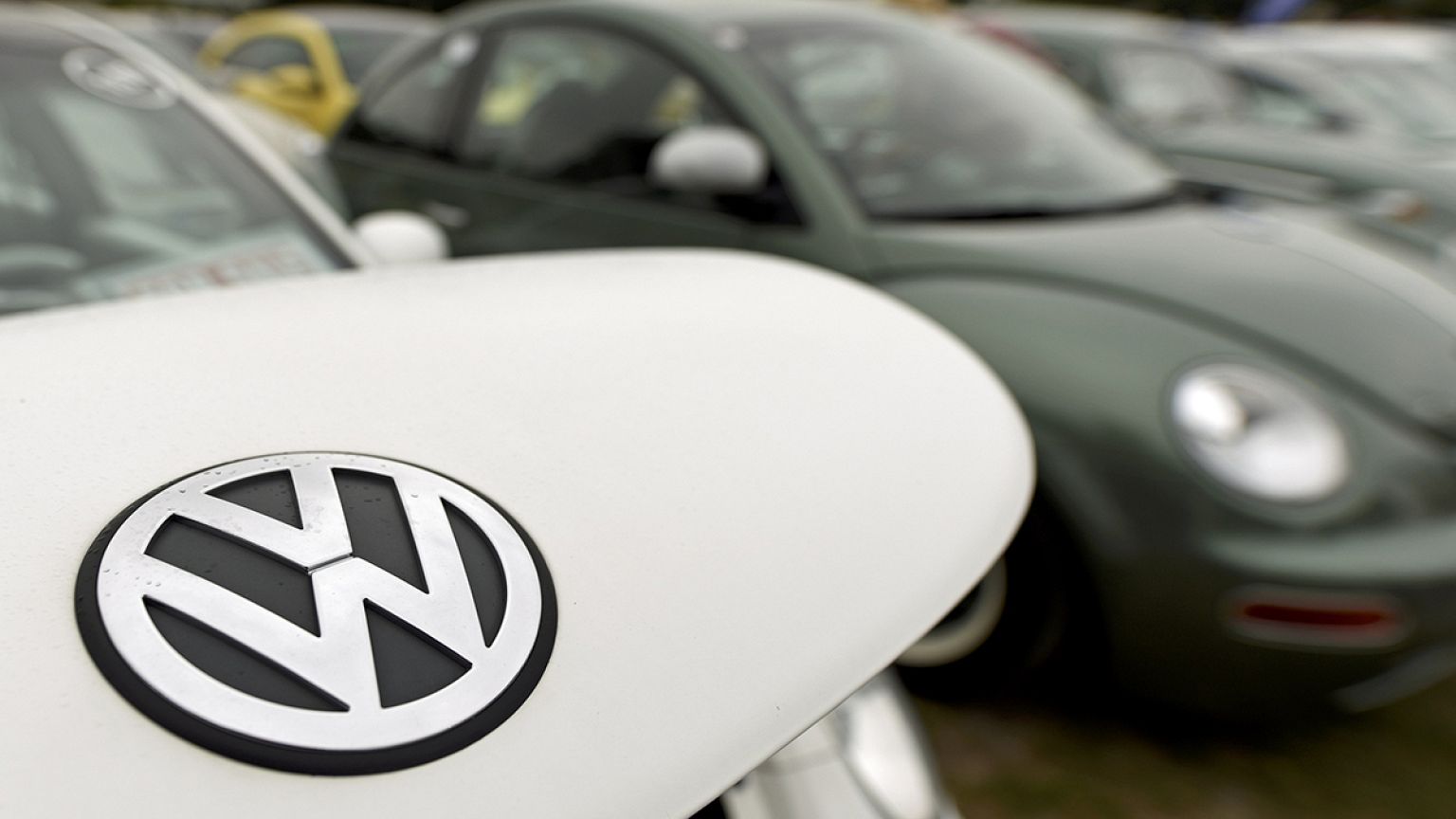 Auto: Volkswagen taglia 30 mila posti in nome della mobilità elettrica