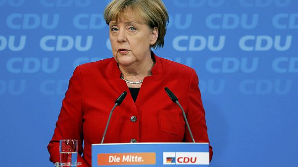 Hivatalosan is bejelentette Angela Merkel, hogy ismét elindul a német kancellári tisztségért Hivatalosan is bejelentette Angela Merkel, hogy ismét elindul a német kancellári tisztségért
