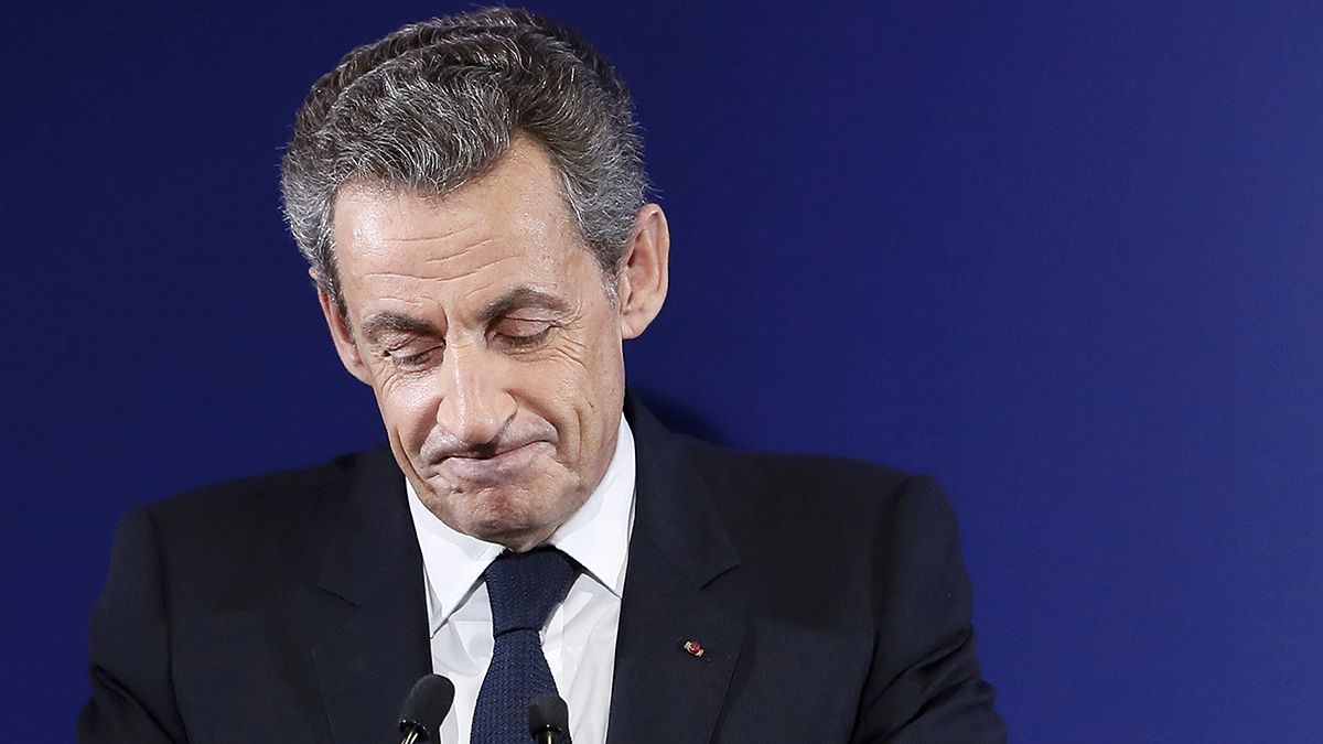 Sarkozy'nin cumhurbaşkanlığı hayali suya düştü