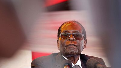 Zimbabwe: Robert Mugabe announces retirement