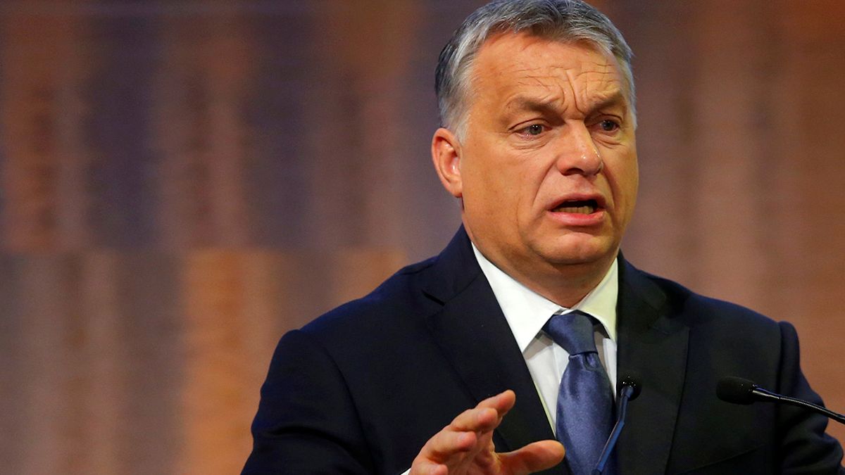 Орбан: "Венгрия не примет диктат Брюсселя по вопросу о распределении мигрантов"