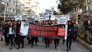 بررسی لایحه «قانون تجاوز جنسی» از دستور کار پارلمان ترکیه خارج شد