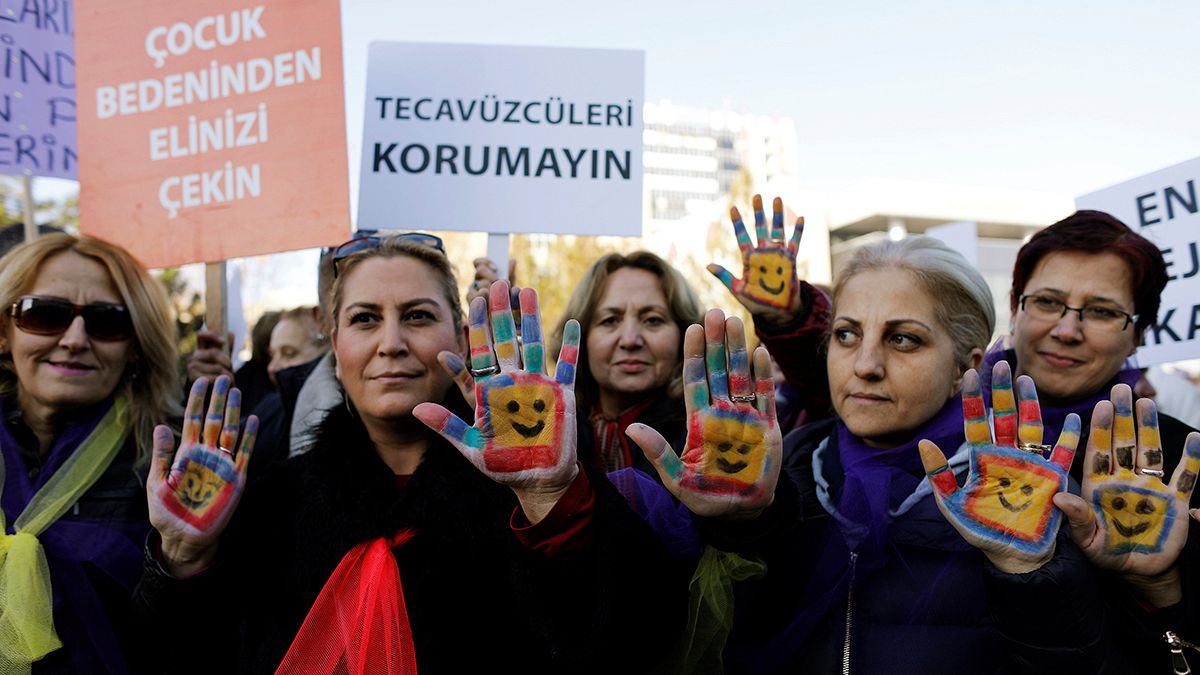 Turkey withdraws controversial 'child bride' bill