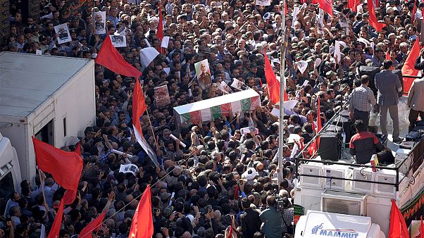 بیش از هزار ایرانی در جنگ سوریه کشته شده اند بیش از هزار ایرانی در جنگ سوریه کشته شده اند