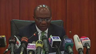Nigeria's central bank holds rate at 14% amid worsening economic recession