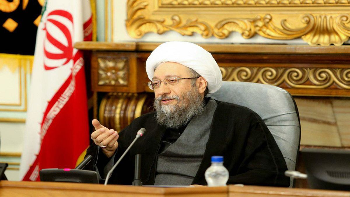 انتقاد رئیس قوه قضائیه از رئیس مجلس و رئیس جمهوری ایران
