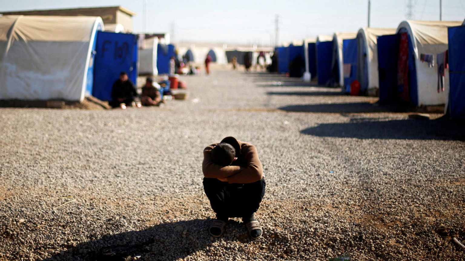 Decenas de miles de civiles escapan de los combates de Mosul