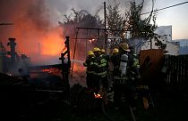 Füst borítja az izraeli Haifát