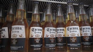 No, el creador de la cerveza Corona no ha hecho millonario a todo su pueblo