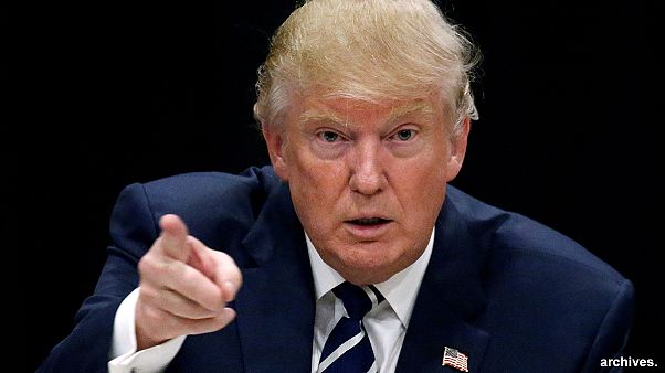 Трамп назвал пересчет голосов "смехотворным" Трамп назвал пересчет голосов "смехотворным"
