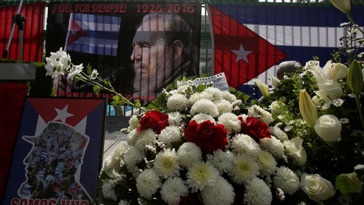 هافانا تتهيأ لتأبين زعيم الثورة الكوبية