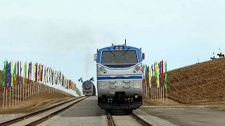Türkmenistan-Afganistan-Tacikistan demiryolu hattı açıldı