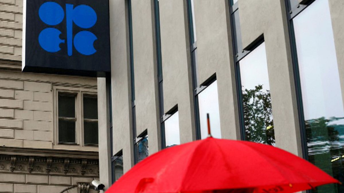 OPEC toplantısı öncesi petrol fiyatları geriledi