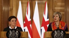 Theresa May: Polen im Königreich behalten Rechte - vorerst