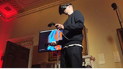Grande-Bretagne : de l'art virtuel, au réel