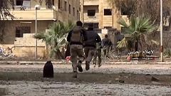 Massenflucht aus der umkämpften syrischen Stadt Aleppo