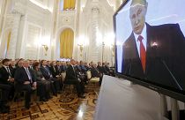 Putin tiende la mano a Trump durante su discurso sobre el estado de la nación centrado en asuntos internos