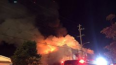 Feuer bei Party in Kalifornien: Neun Tote geborgen, viele weiter Opfer befürchtet