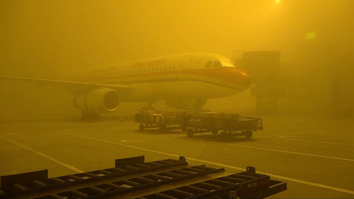 Πυκνή ομίχλη, ορατότητα μηδέν στην Κίνα