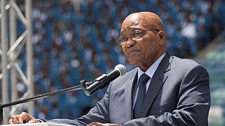 Zuma invites foreign investors as South Africa avoids 'junk status' rating