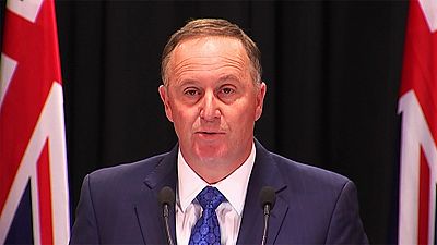 Neuseelands Regierungschef John Key nimmt seinen Hut