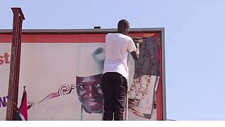 Les posters géants de Yahya Jammeh ont été enlevés