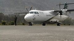 Flugzeug mit Dutzenden Insassen in Pakistan abgestürzt