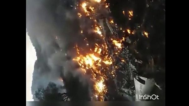 سقوط هواپیمای مسافربری در پاکستان؛ ۴۸ نفر جان باختند سقوط هواپیمای مسافربری در پاکستان؛ ۴۸ نفر جان باختند