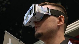 نمایشگاه فناوری واقعیت مجازی و تلفنهای هوشمند در لندن